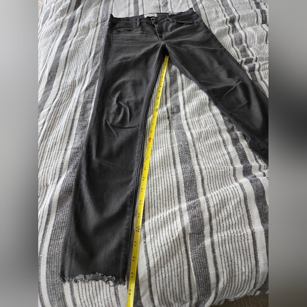 Frame Le High Skinny Dark Jean 26 Quinn Fray Stretchy Comfortable Soft Trending - Picture 12 of 13